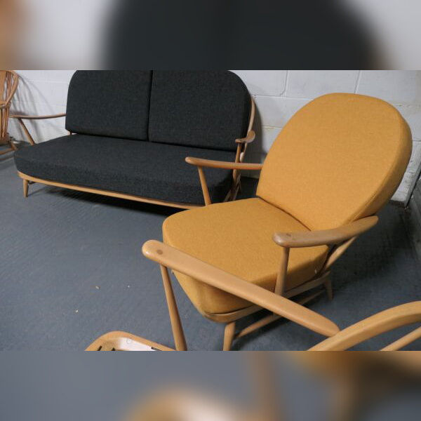 203 Chair and 2 seater settee in Venus Melon